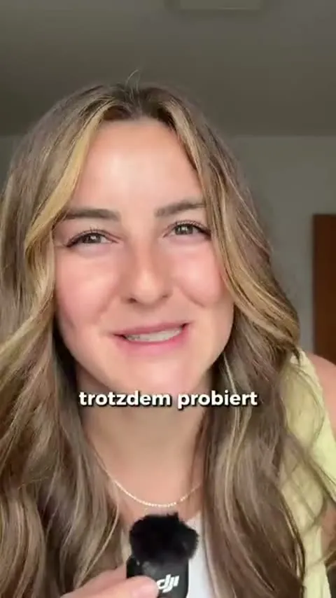 Kundin erzählt im Video, warum sie UGC erst für einen Scam hielt und nach einer Woche ihren ersten Barter-Deal hatte